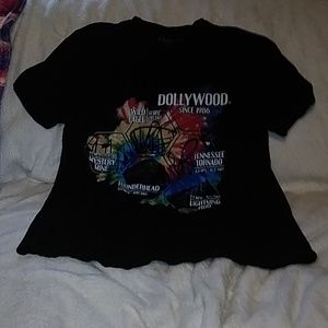 Women's Dollywood T-shirt Size Small